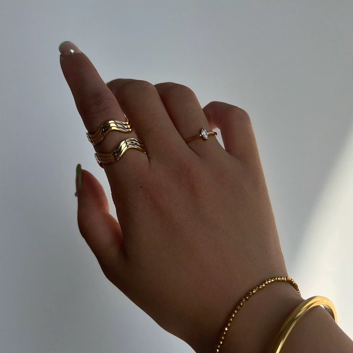 Geometric Wave Ring