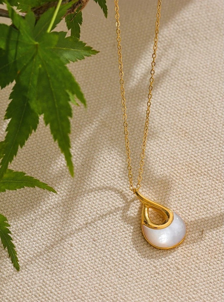 Natural Stone Water Drop Pendant Necklace