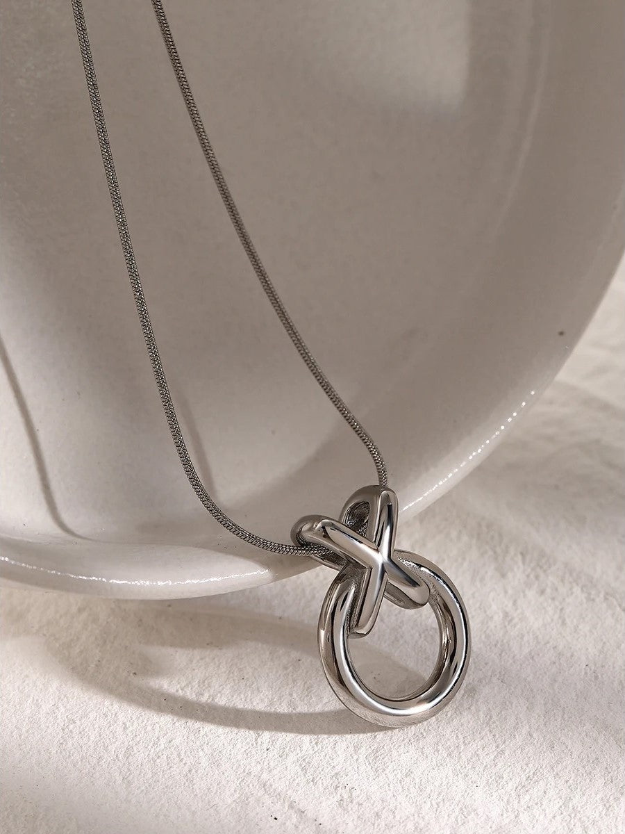 XO Pendant Necklace