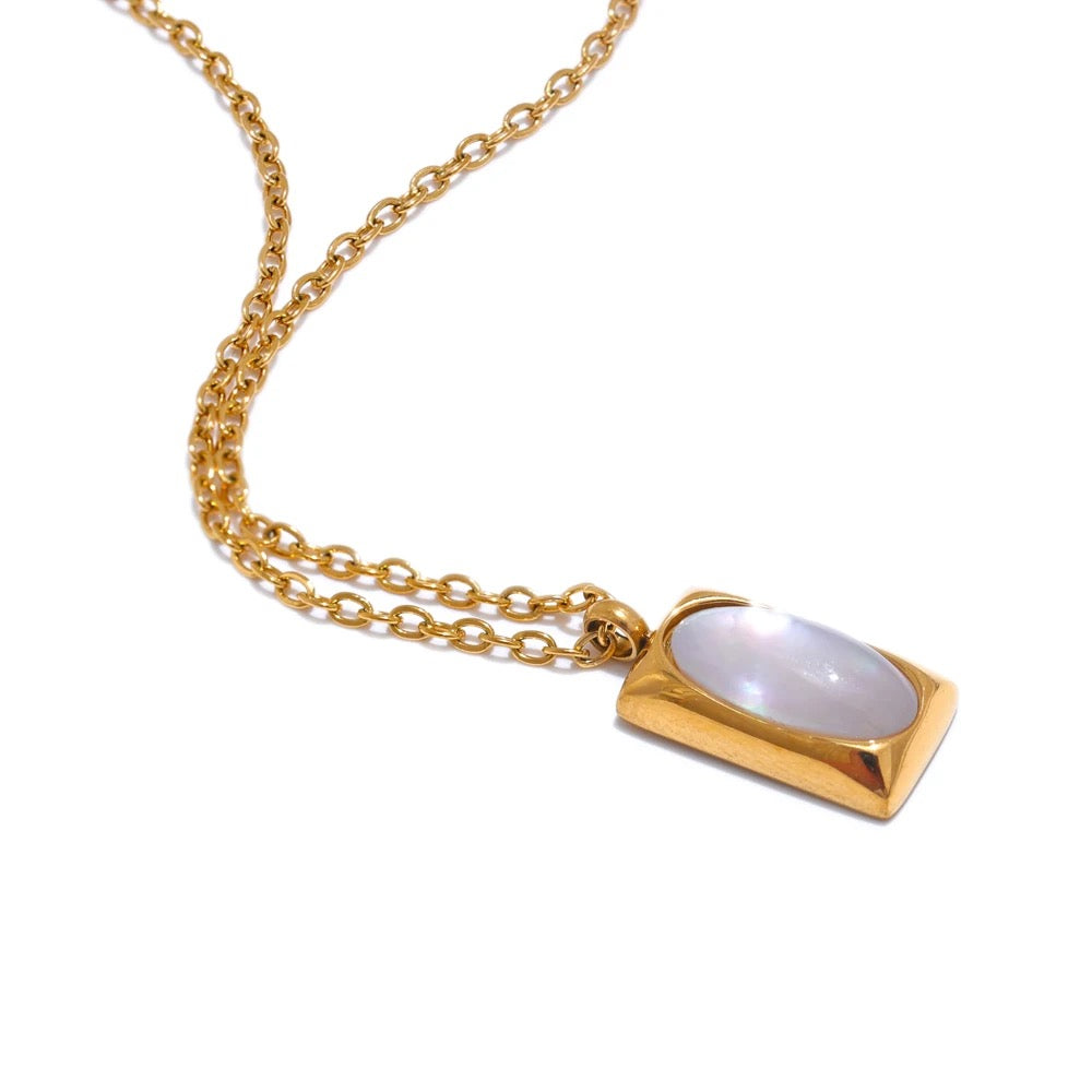 Daisy Necklace