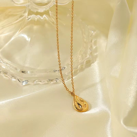 Celine Pendant Necklace