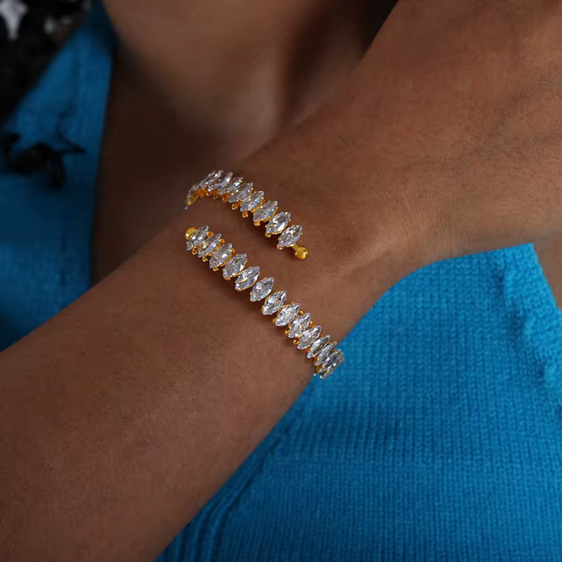 Swirl Zircon Bracelet