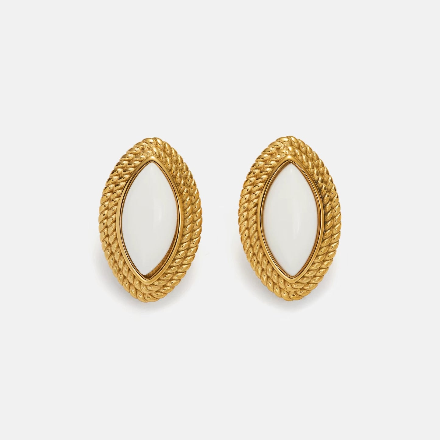 Vintage Enamel - Oval Earring White