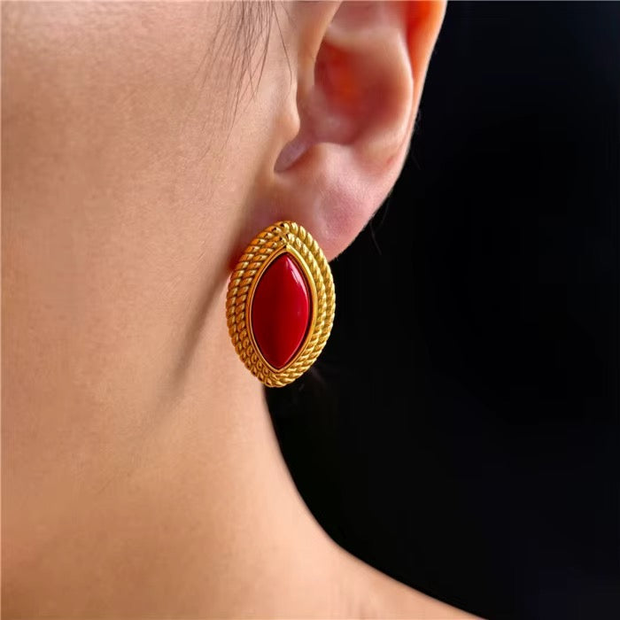 Vintage Enamel - Oval Earring