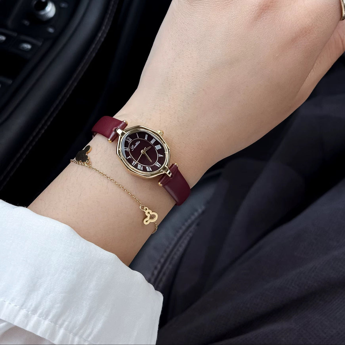 Women Leather Octagon Watch - 26.5mm