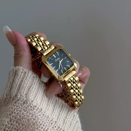 Women Chain Square Watch - 25MM