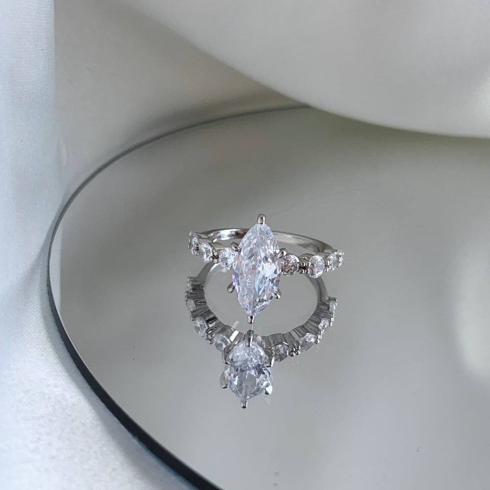 1.5ct Marquise Cut - Aloni Ring